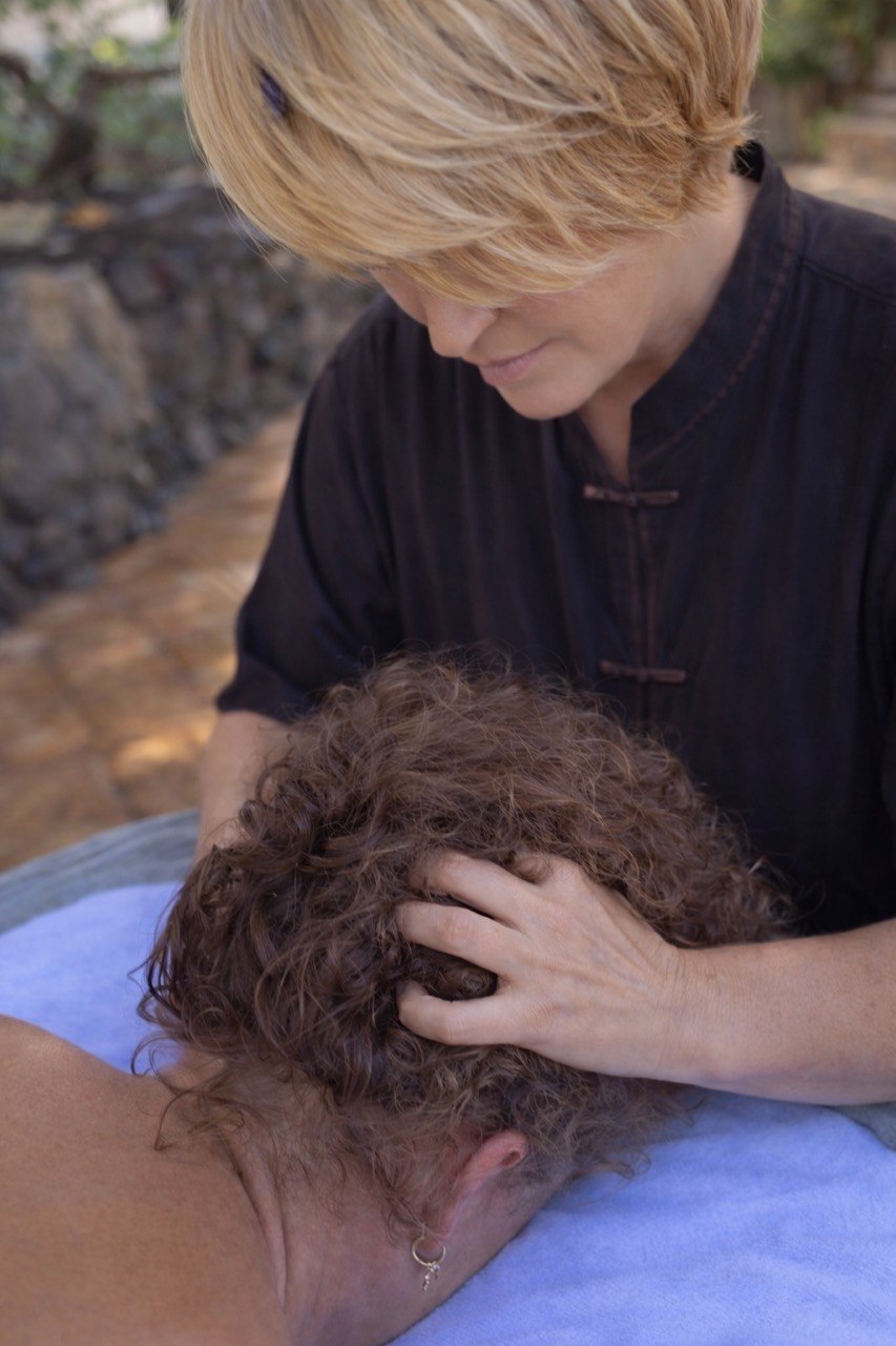 Relaxing massage · Dilia · Tenerife